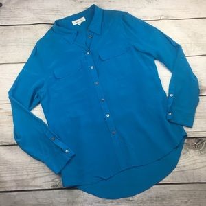 Two by Vince Camuto- Button Down Silk- Medium Flaw